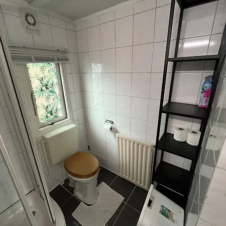 Te Huur In Putten, Honden Harte Welkom, Alleen Voor Recreatie *