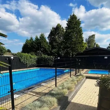 Te Huur In Putten, Honden Harte Welkom, Alleen Voor Recreatie פוטן