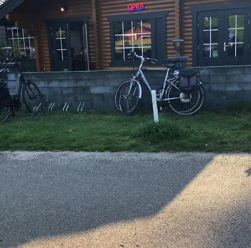 木屋 Te Huur In Putten, Honden Harte Welkom, Alleen Voor Recreatie *